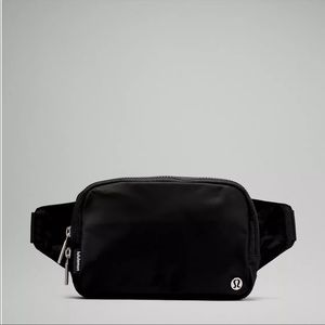 Lululemon Large Everywhere Belt Bag